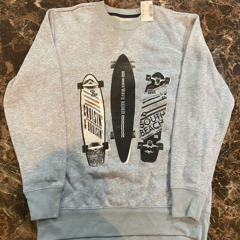 BRAND NEW!! Picture of Skate boards light sweater!